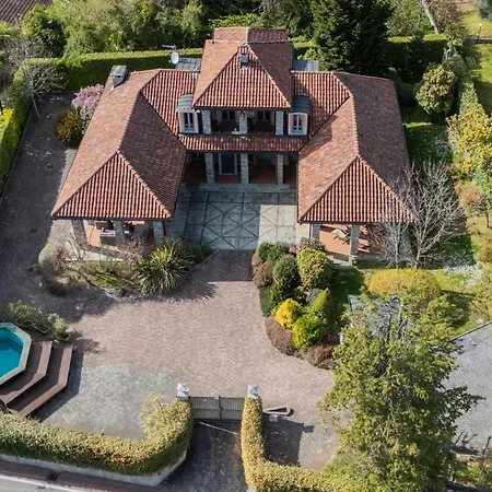 Il Grotto Villa *